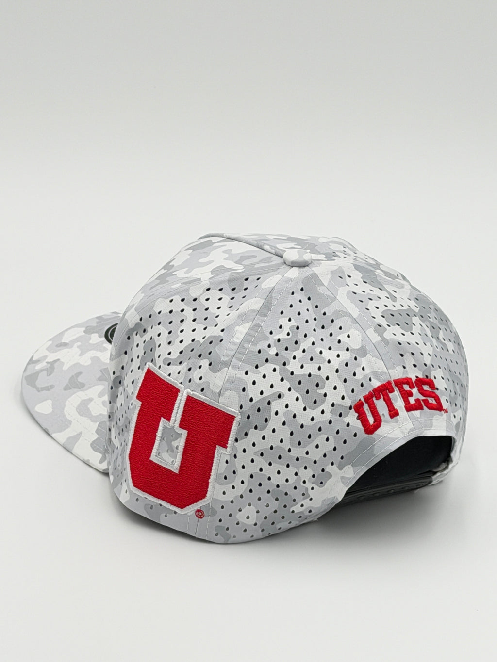 OFFICIAL U OF U SNOW CAMO BLACKHAWK HAT