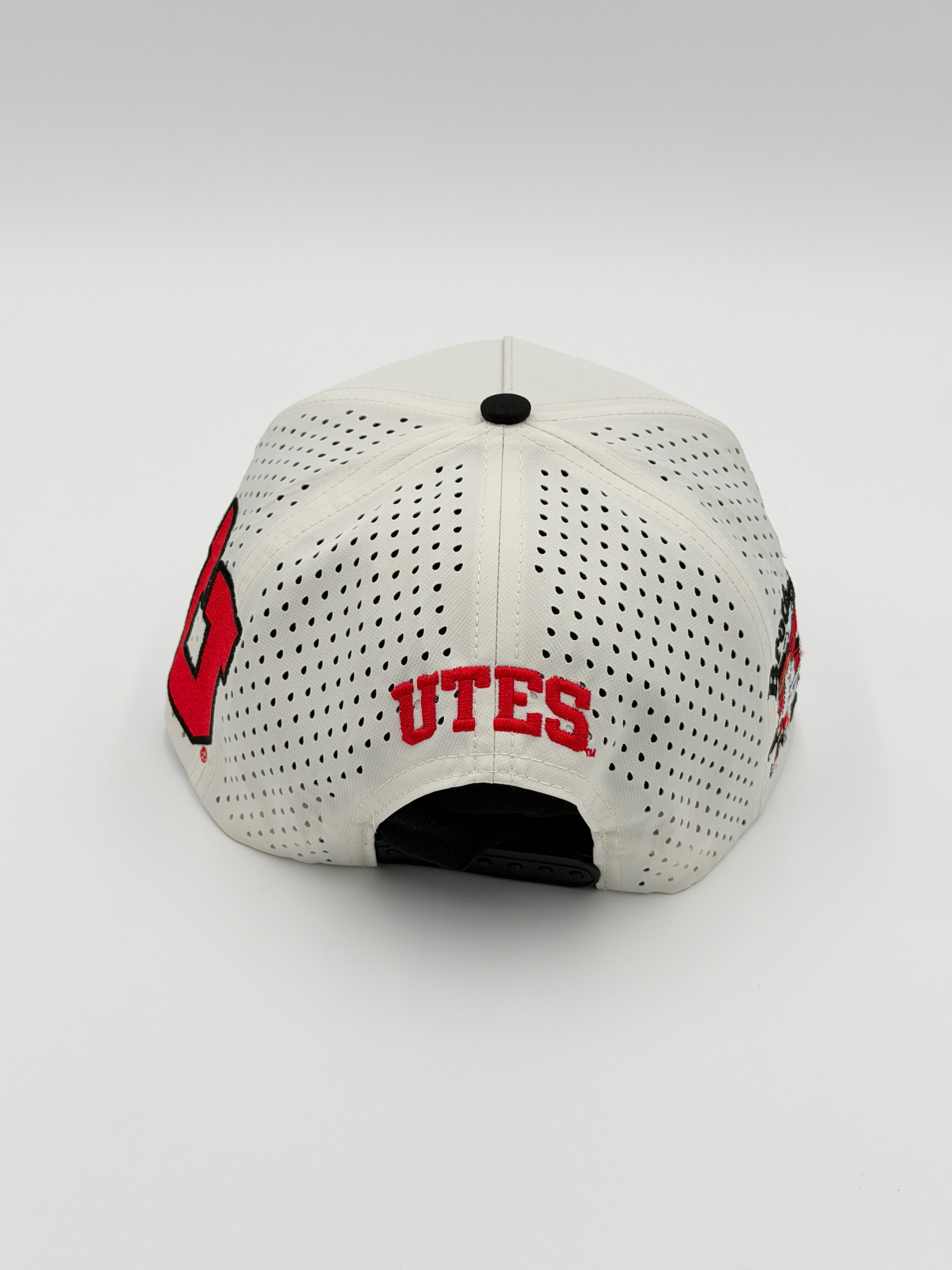 OFFICIAL U OF U WHITE W/BLACK BRIM BLACKHAWK HAT