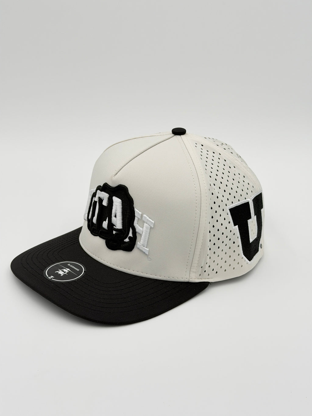 OFFICIAL U OF U WHITE W/BLACK BRIM BLACKHAWK HAT