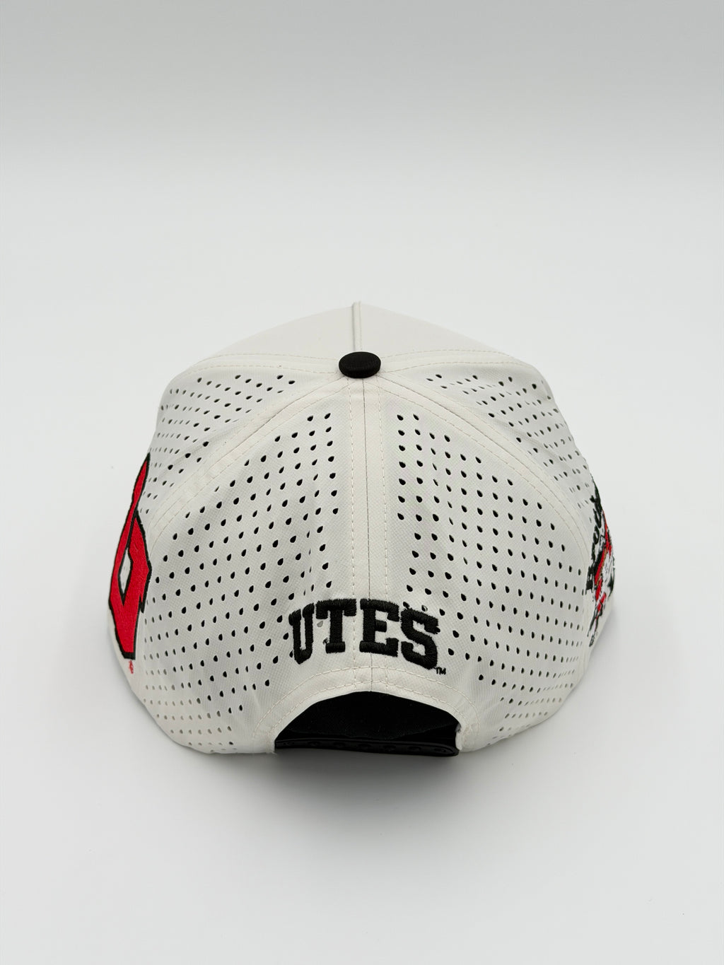 OFFICIAL U OF U WHITE W/BLACK BRIM BLACKHAWK HAT