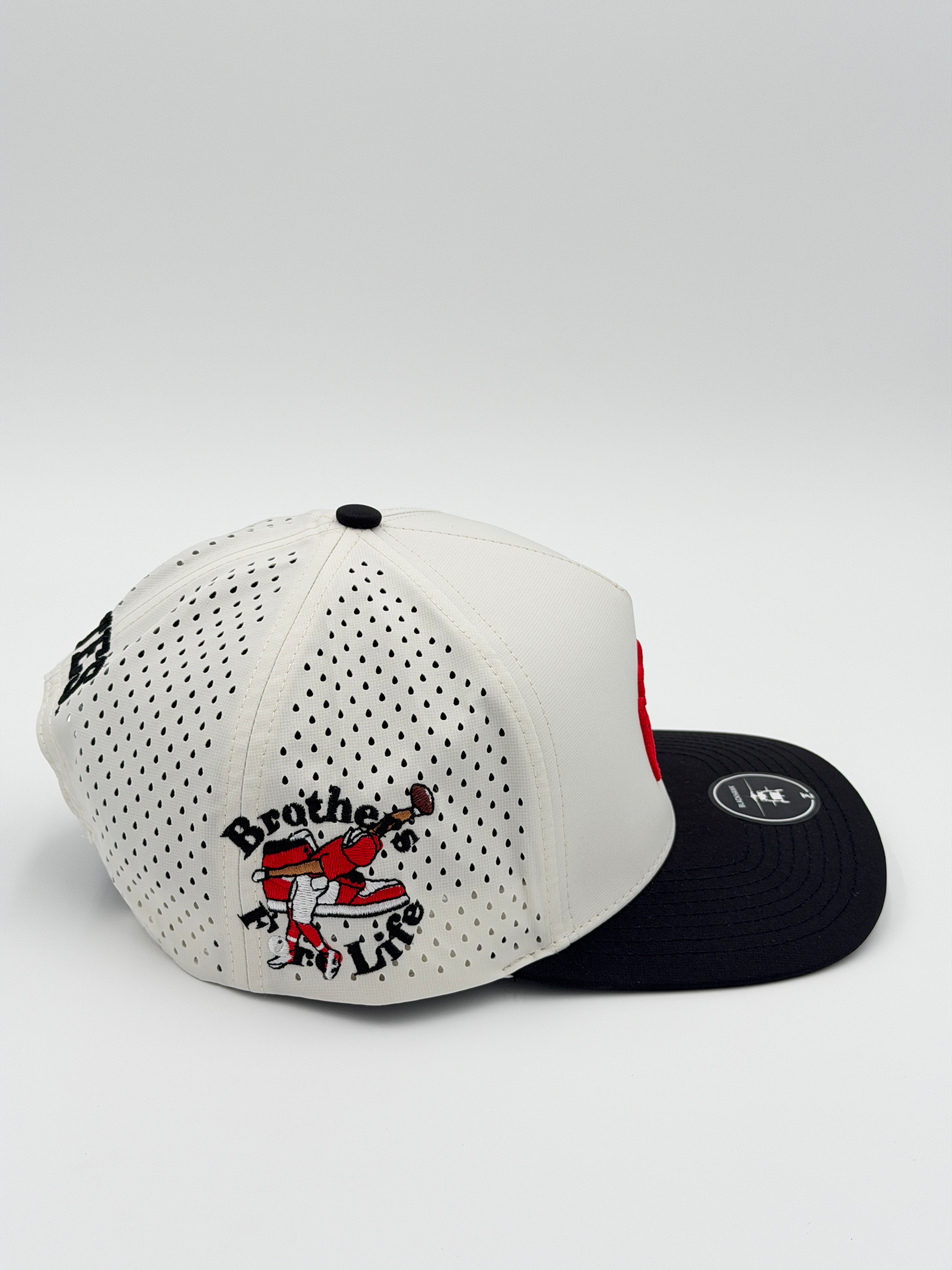 OFFICIAL U OF U WHITE W/BLACK BRIM BLACKHAWK HAT