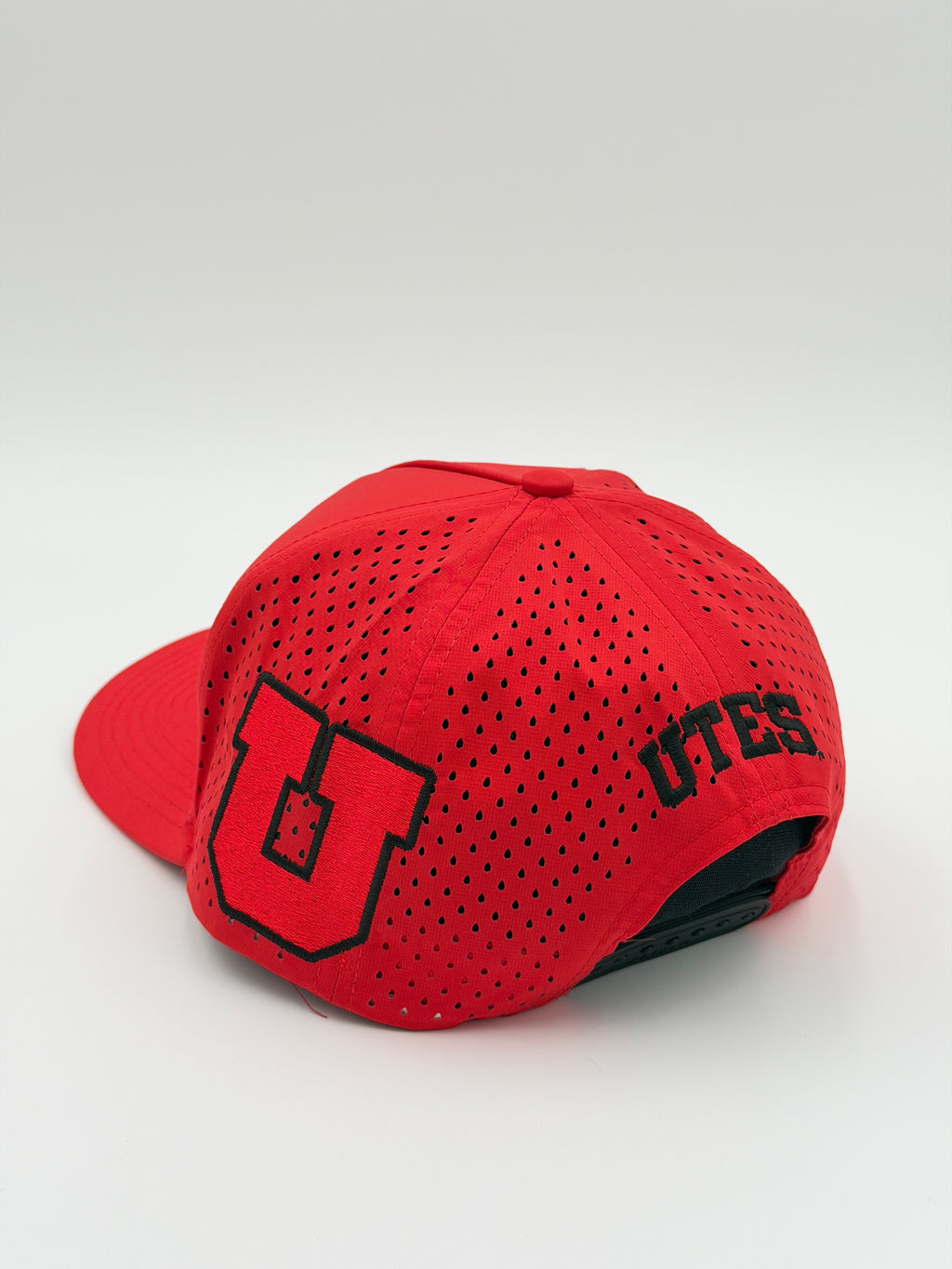 OFFICIAL U OF U RED BLACKHAWK HAT