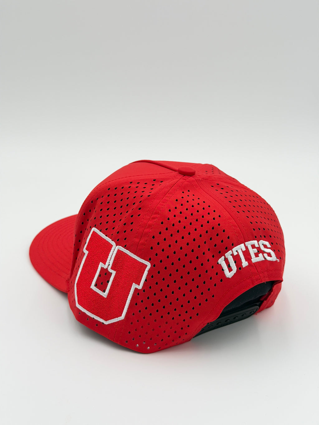 OFFICIAL U OF U RED BLACKHAWK HAT
