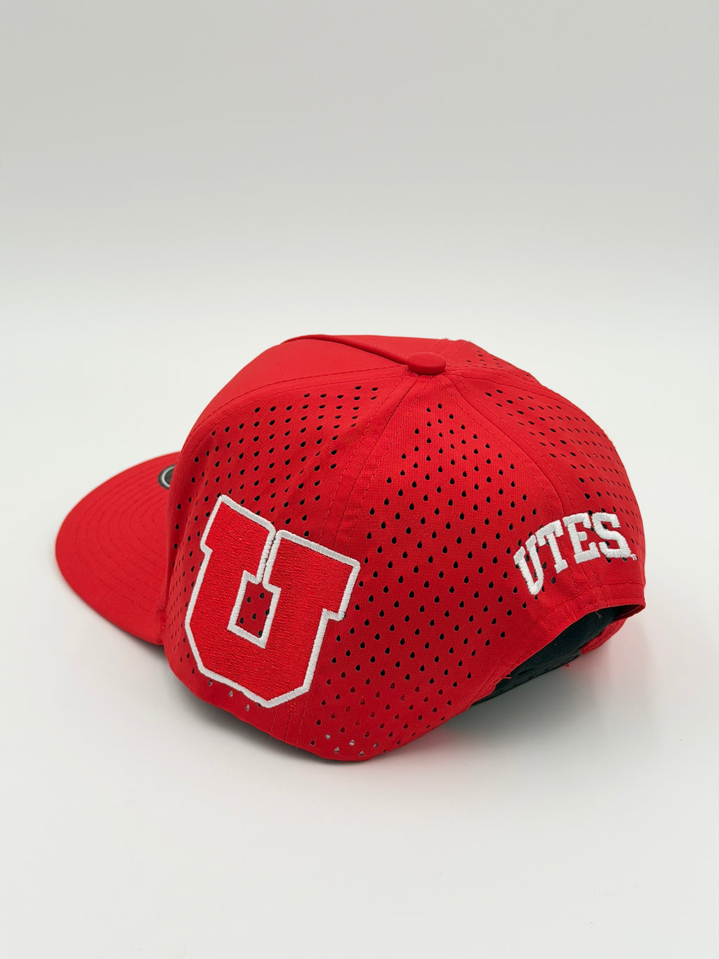 OFFICIAL U OF U RED BLACKHAWK HAT
