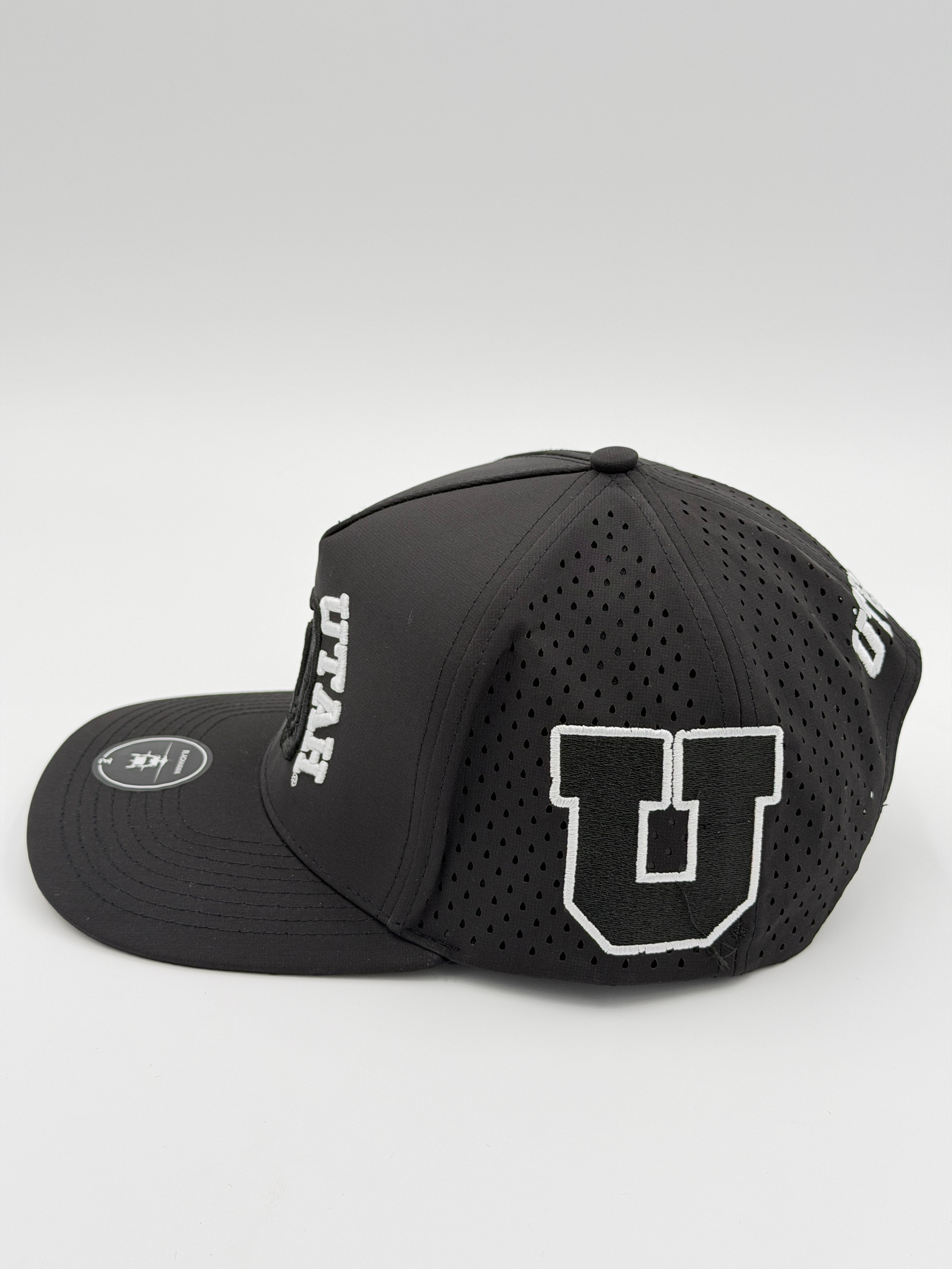 OFFICIAL U OF U BLACK BLACKHAWK HAT