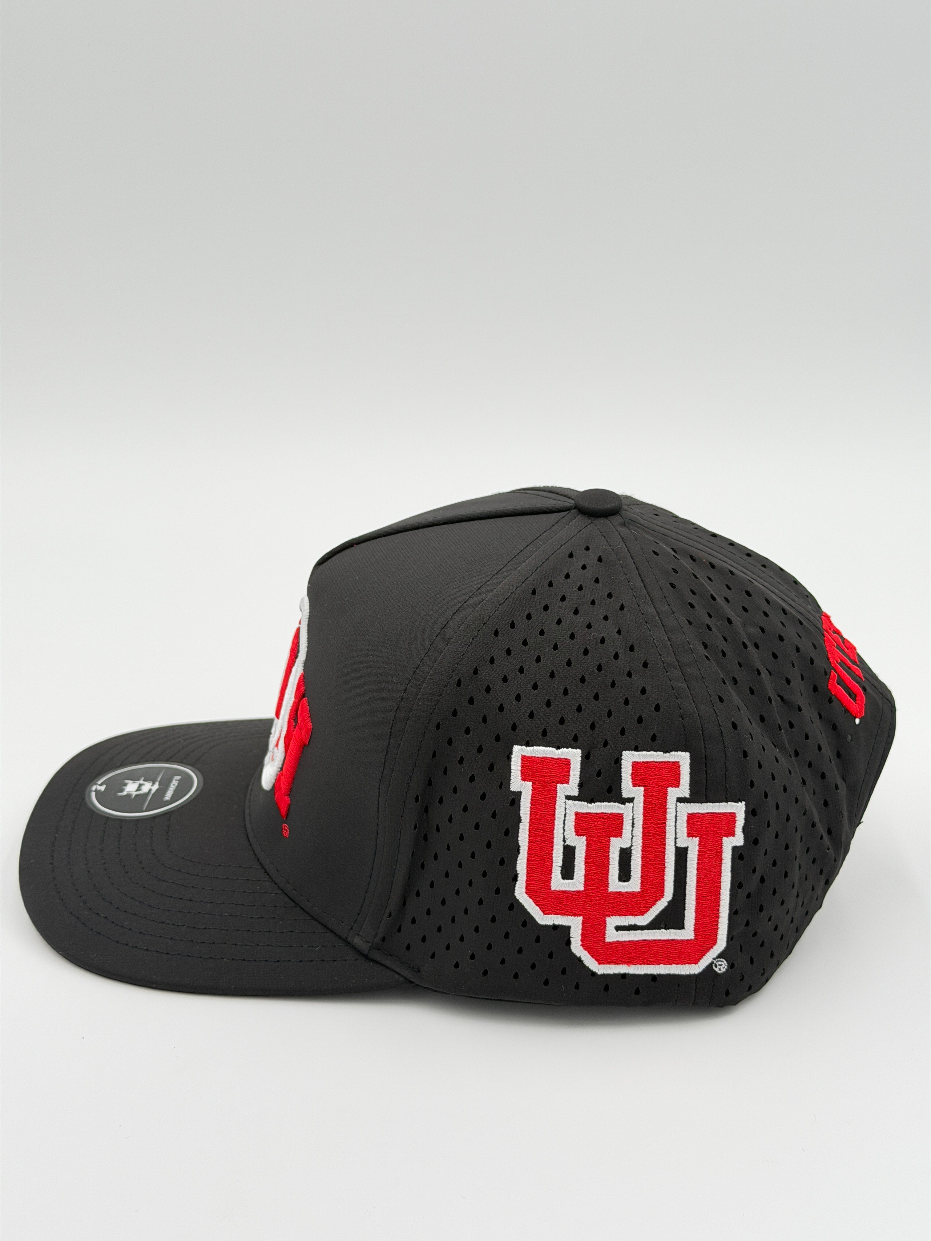 OFFICIAL U OF U BLACK BLACKHAWK HAT