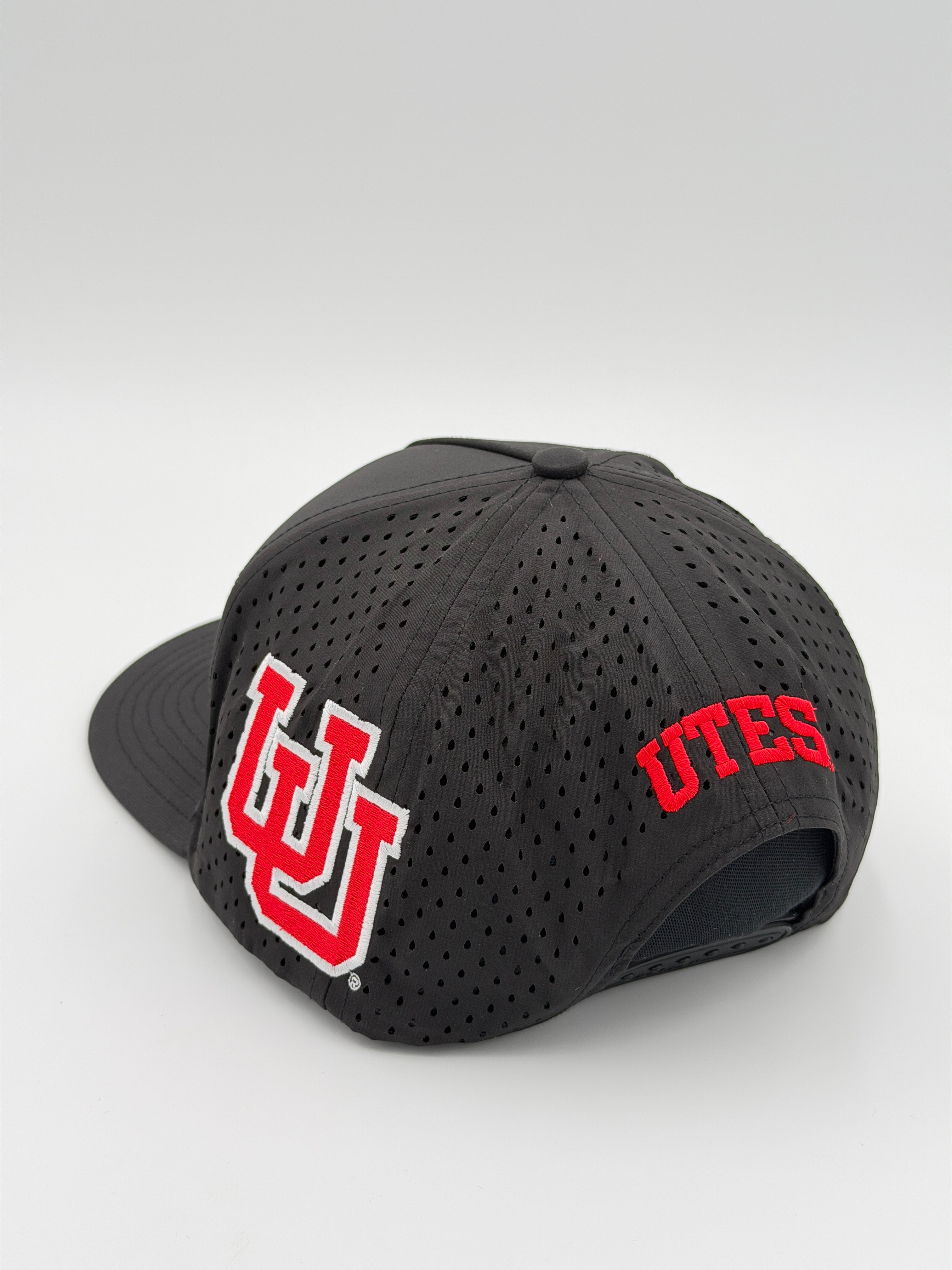 OFFICIAL U OF U BLACK BLACKHAWK HAT