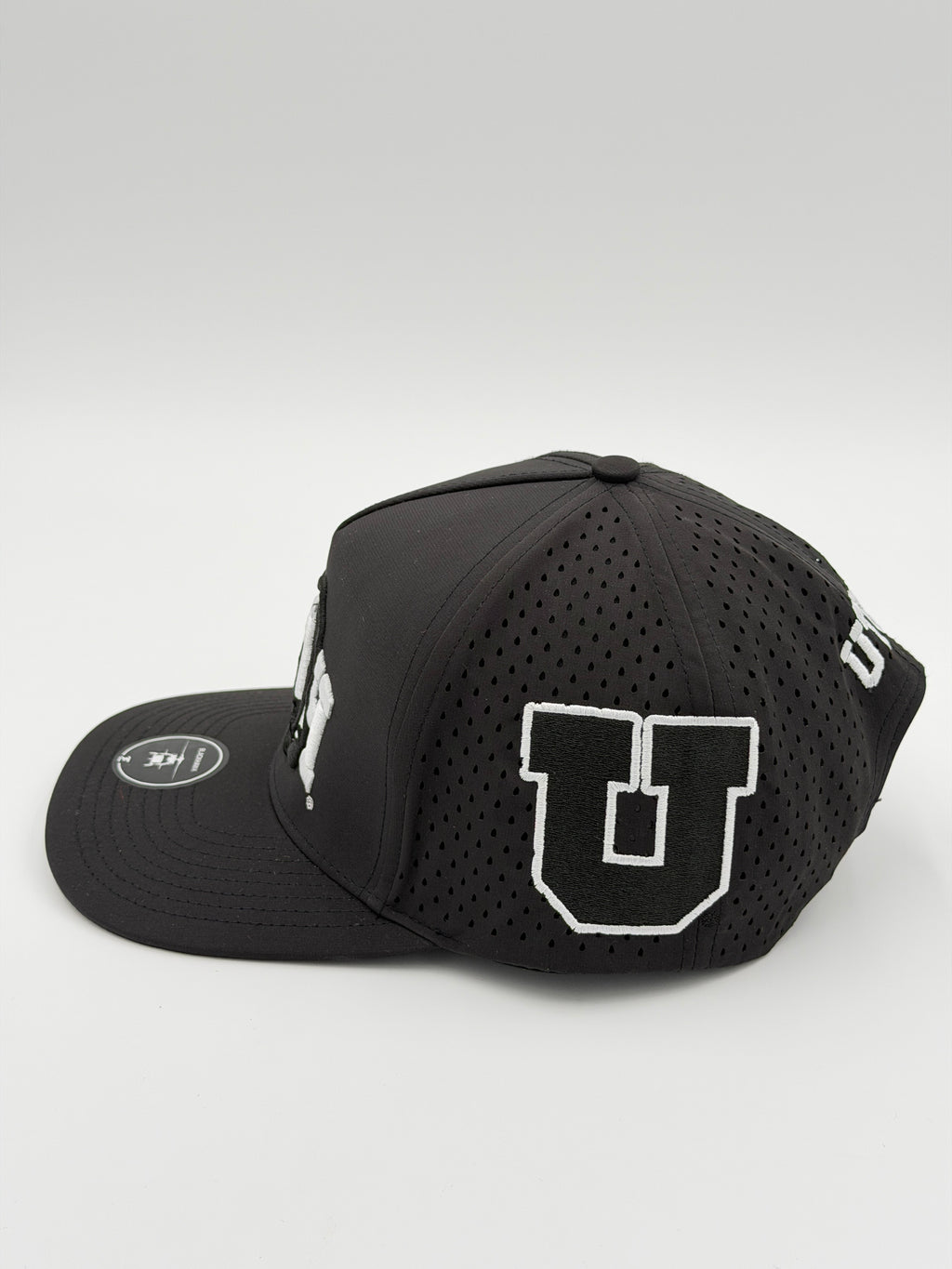 OFFICIAL U OF U BLACK BLACKHAWK HAT
