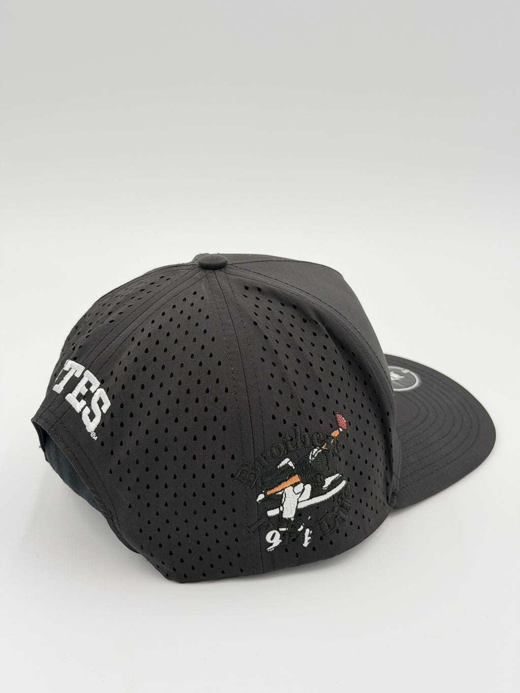 OFFICIAL U OF U BLACK BLACKHAWK HAT