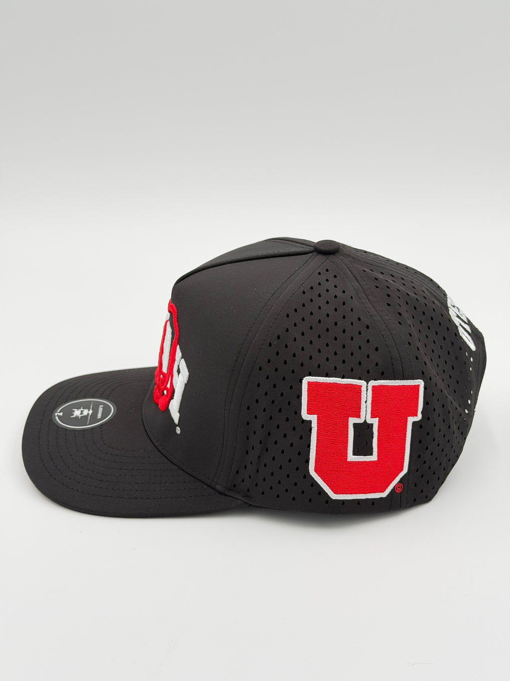 OFFICIAL U OF U BLACK BLACKHAWK HAT