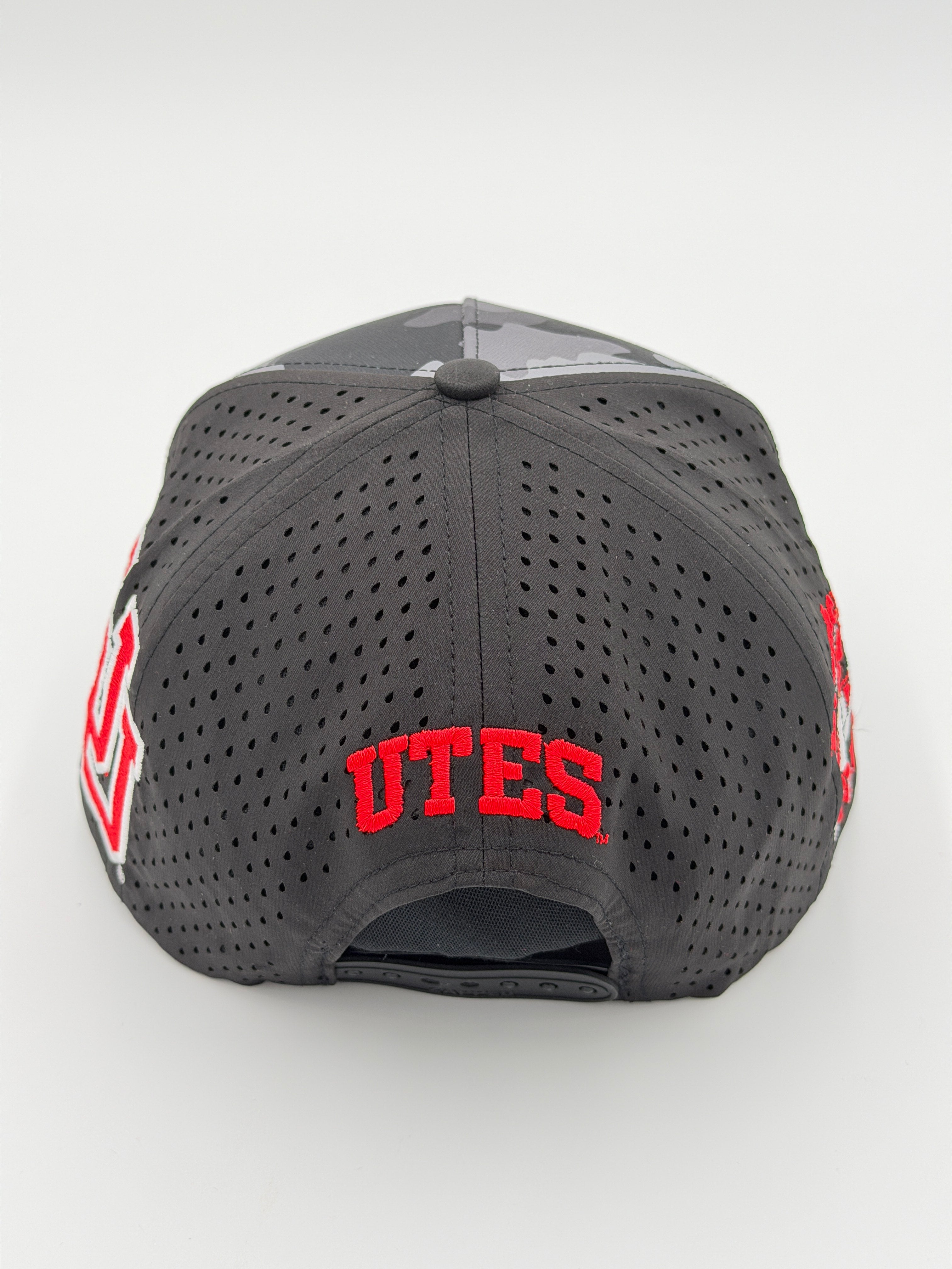 OFFICIAL U OF U BLACK CAMO BLACKHAWK HAT