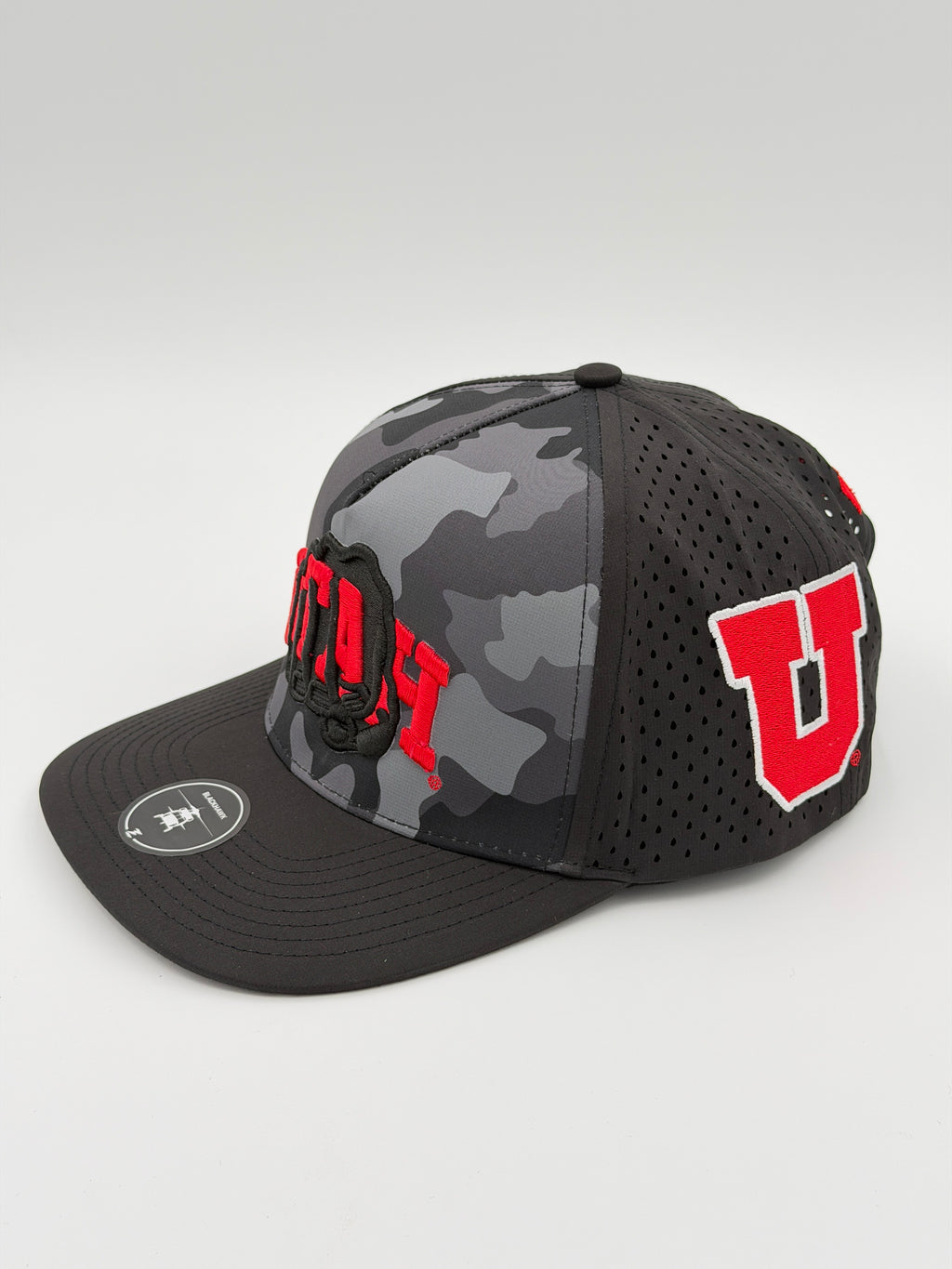 OFFICIAL U OF U BLACK CAMO BLACKHAWK HAT