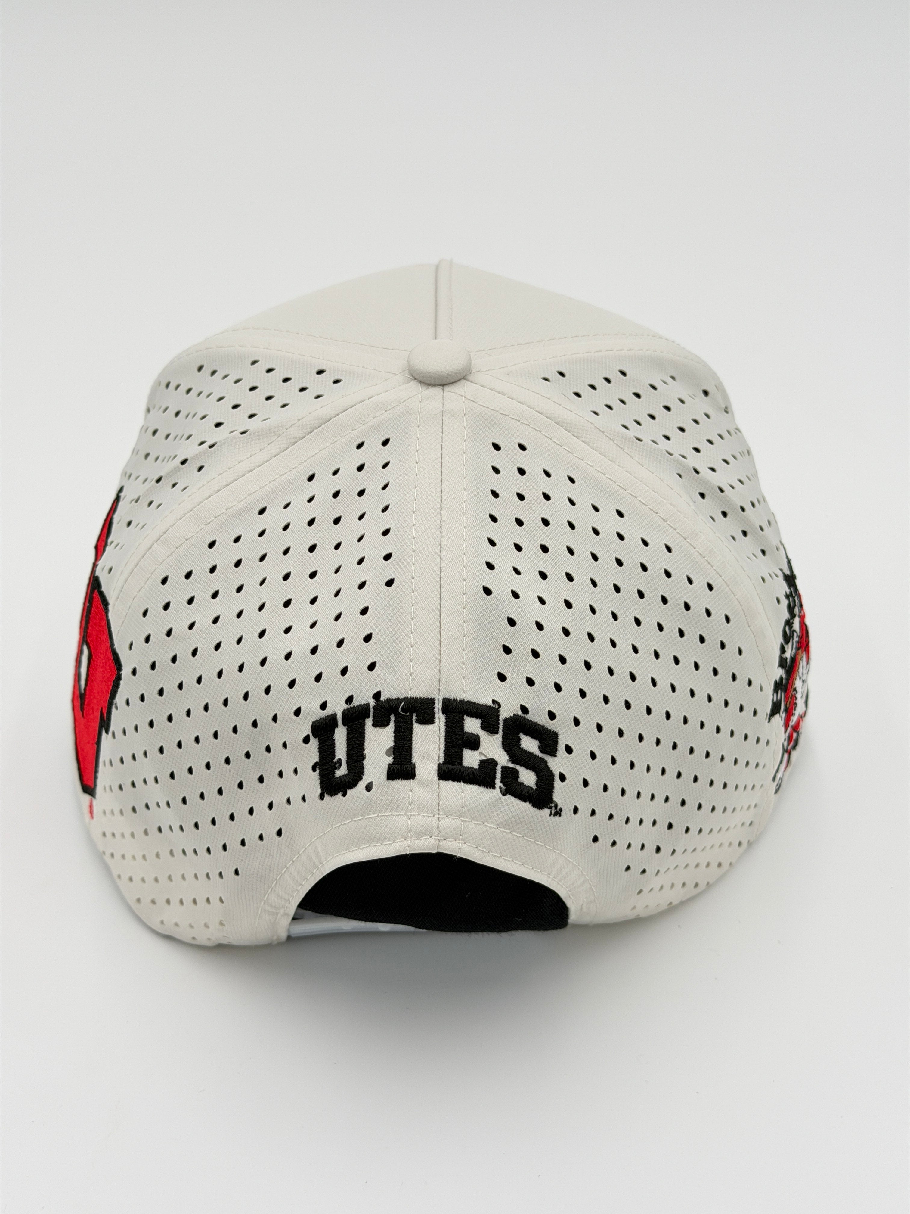 OFFICIAL U OF U WHITE BLACKHAWK HAT