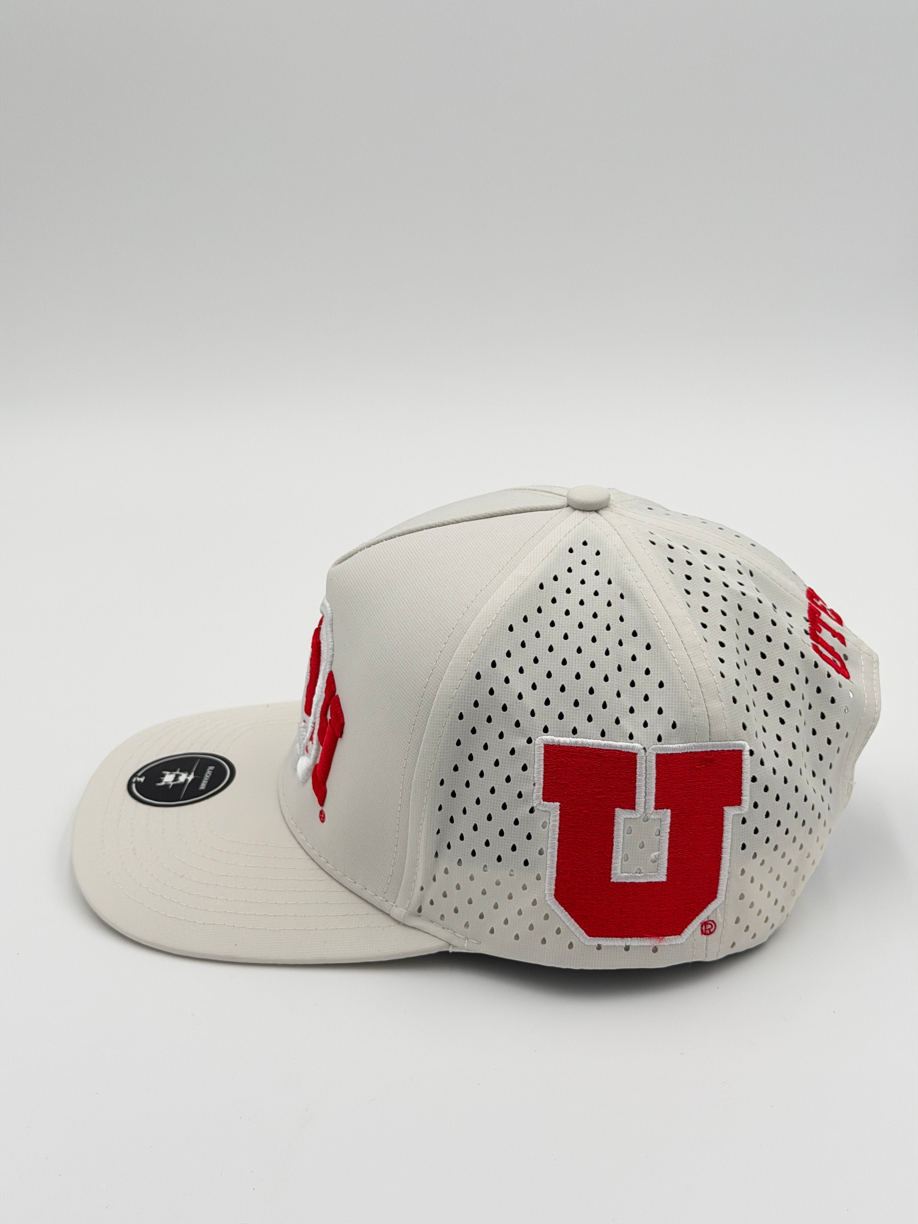 OFFICIAL U OF U WHITE BLACKHAWK HAT