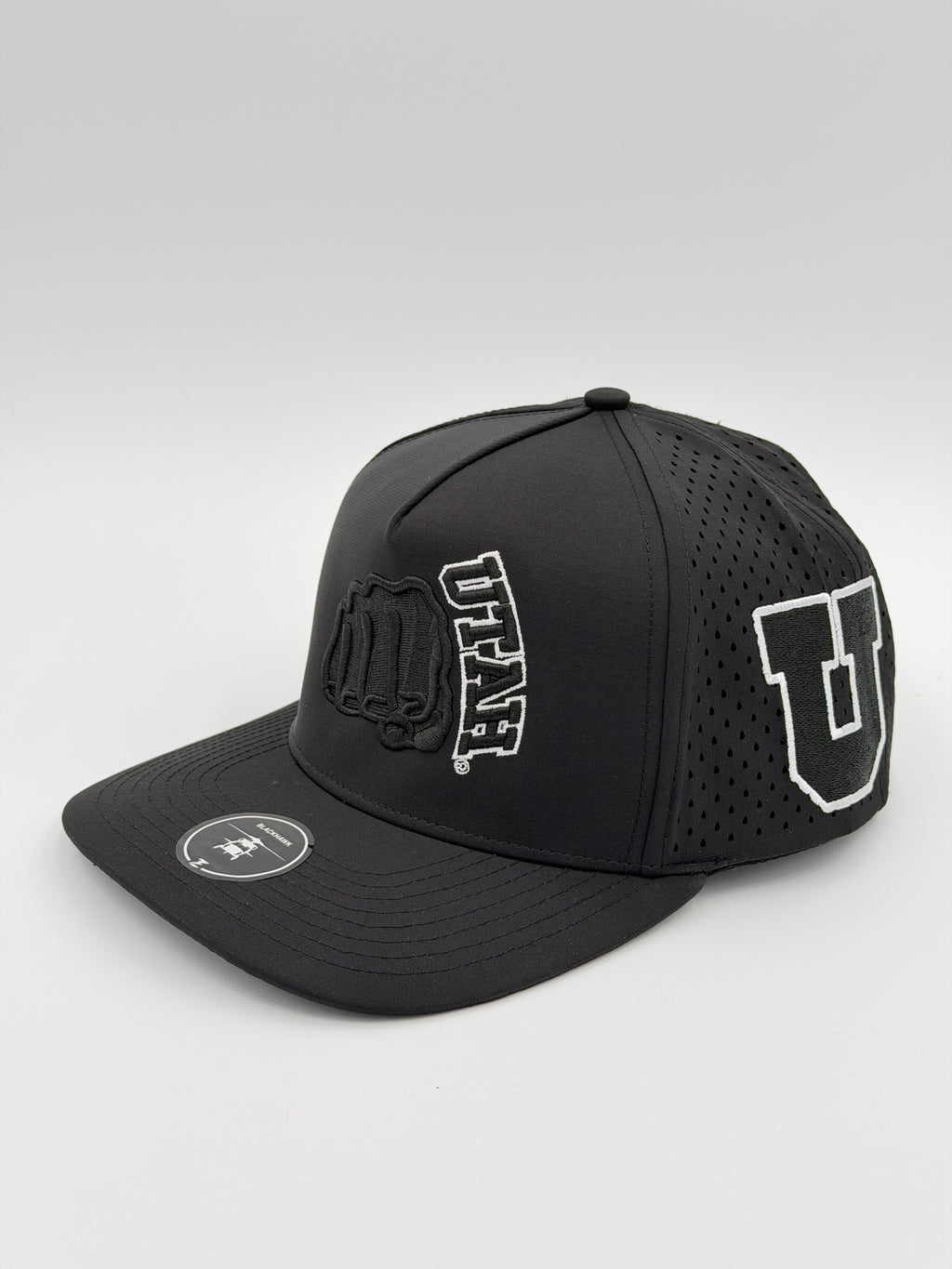 OFFICIAL U OF U BLACK BLACKHAWK HAT