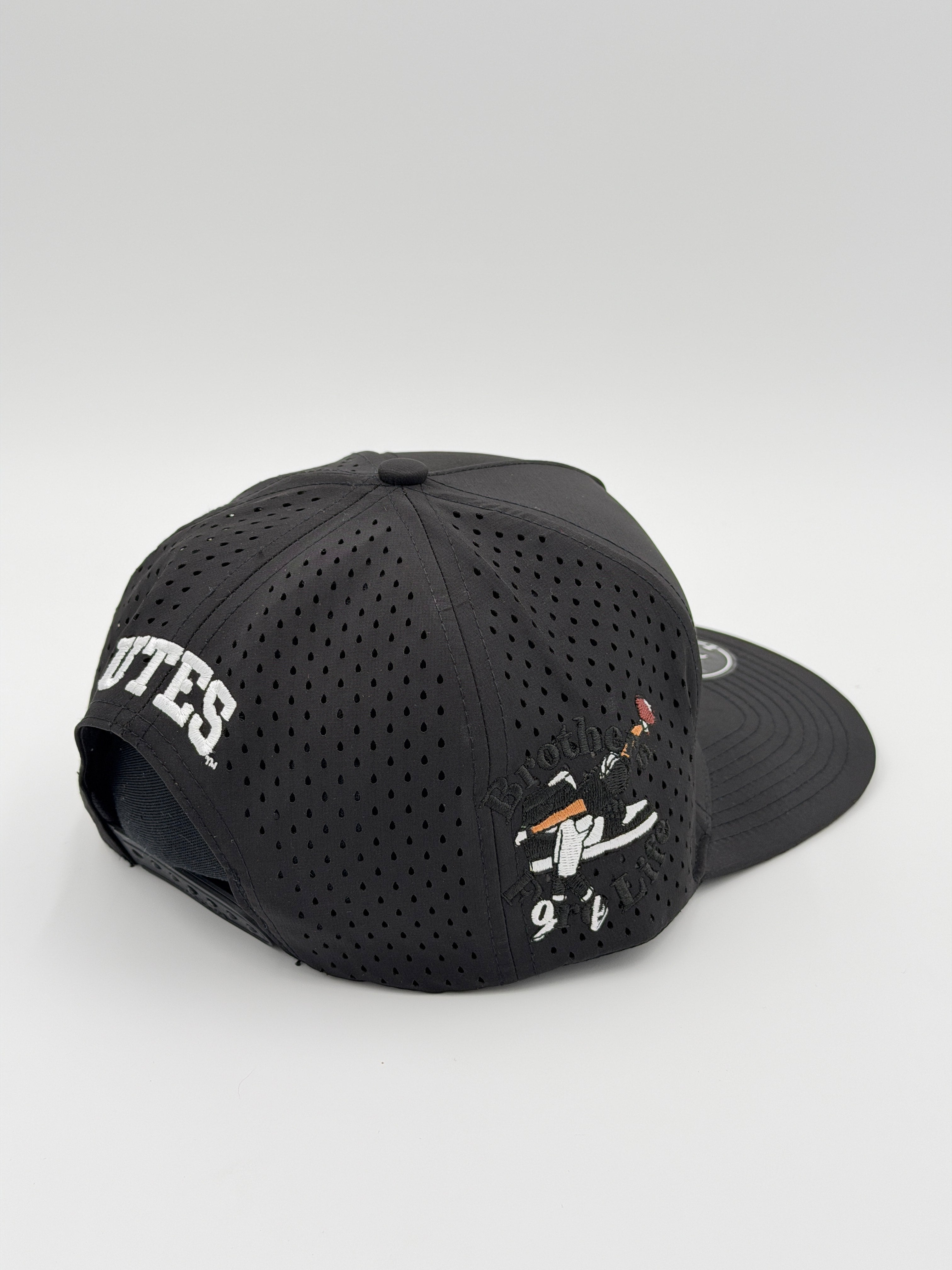 OFFICIAL U OF U BLACK BLACKHAWK HAT