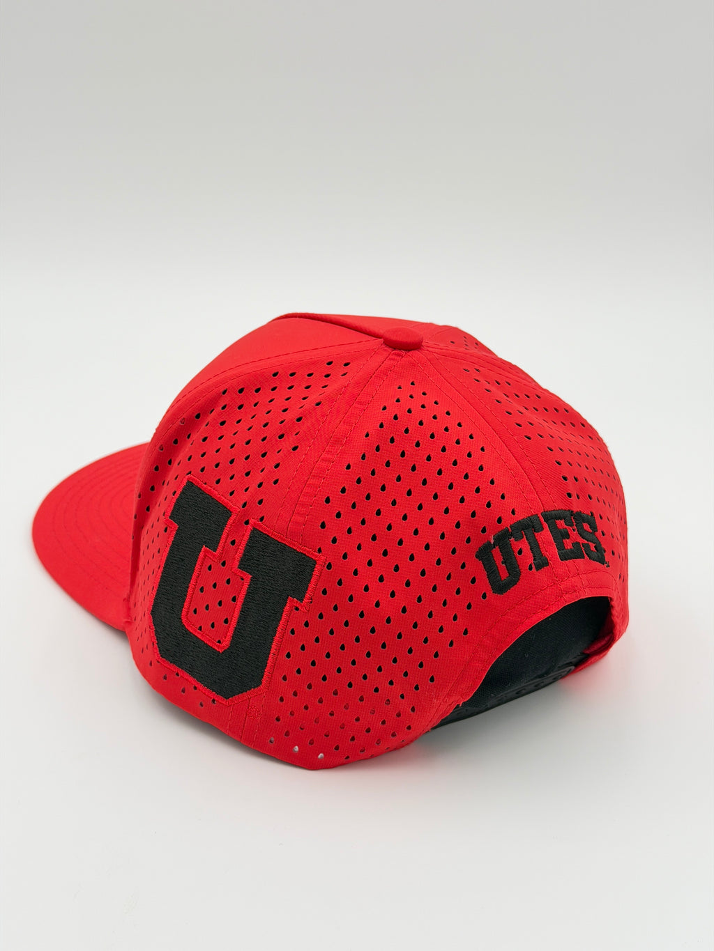 OFFICIAL LICENSED U OF U RED BLACKHAWK HAT