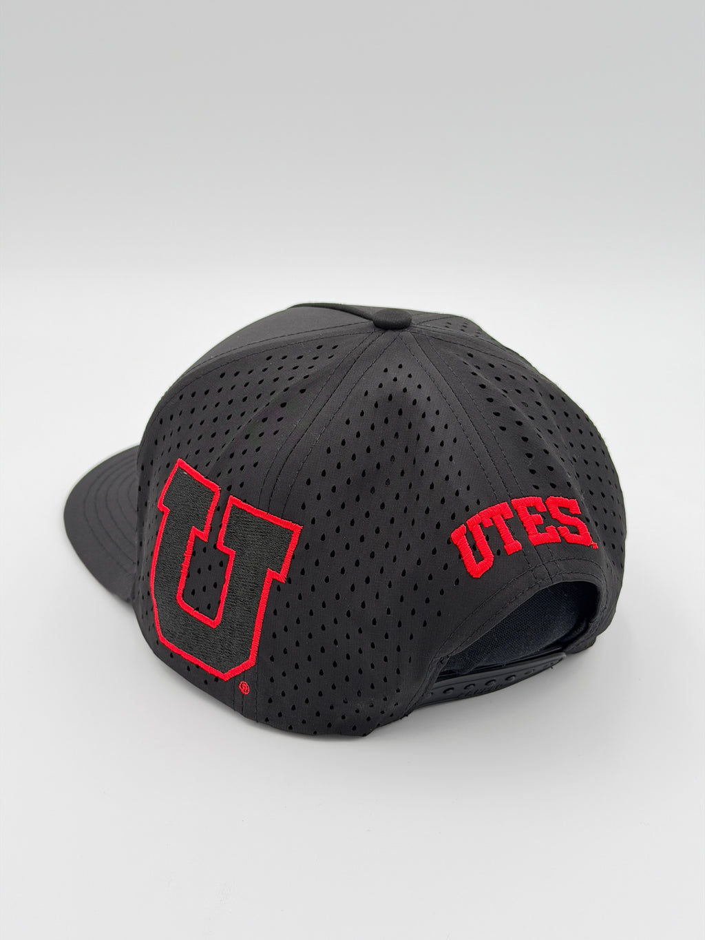 OFFICIAL LICENSED U OF U BLACK BLACKHAWK HAT