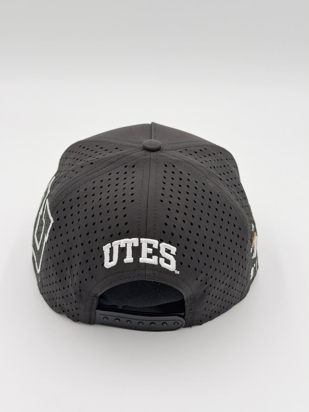 OFFICIAL LICENSED U OF U BLACK BLACKHAWK HAT